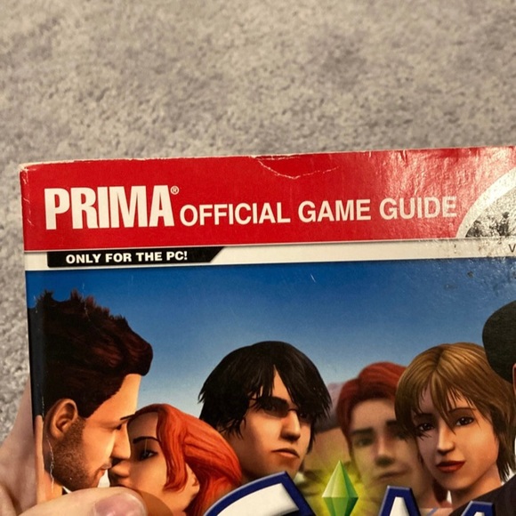 The Sims 2 PC Official Game Guide Book - Picture 6 of 7